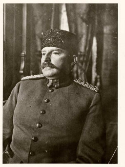 D03 | Ο Esat Pasha | Η επίσκεψη του Εσάτ Πασά |  συλ. R. Viollet - 24 Χ 18 - 1917 |  -