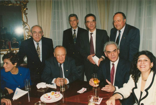 M-20 | Στιγμιότυπο από την επίσημη επίσκεψη του Προέδρου της Κυπριακής Δημοκρατίας Γλαύκου Κληρίδη στη Θεσσαλονίκη τον Σεπτέμβριο του 1993. Στη φω� | ΕΠΙΣΚΕΨΗ ΤΟΥ ΠΡΟΕΔΡΟΥ ΤΗΣ ΚΥΠΡΙΑΚΗΣ ΔΗΜΟΚΡΑΤΙΑΣ ΓΛΑΥΚΟΥ ΚΛΗΡΙΔΗ ΣΤΗ ΘΕΣΣΑΛΟΝΙΚΗ ΤΟ 1993 |  1993 - 20 Χ 30 εκ. |  Γιάννης Κυριακίδης