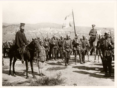 M198 | Αναχώρηση ελληνικού τμήματος στο Μακεδονικό μέτωπο | Στρατιώτες και στρατιωτική ζωή |  Συλ. Rog. Viollet - 18 Χ 24 εκ. - 1918 |  -